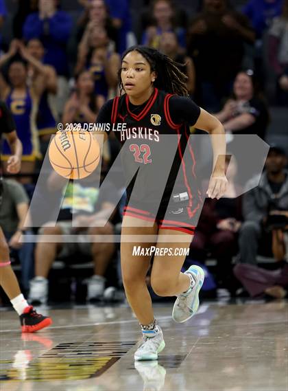 Thumbnail 3 in Centennial vs. Clovis (CIF State D1 Final) photogallery.