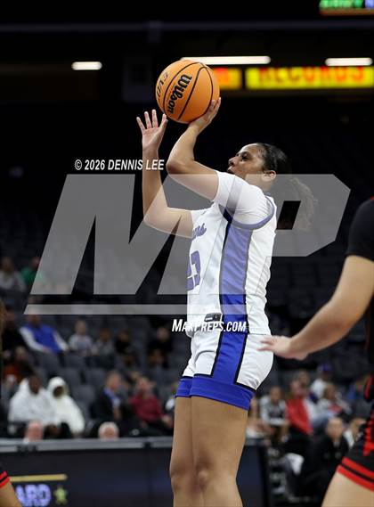 Thumbnail 1 in Centennial vs. Clovis (CIF State D1 Final) photogallery.