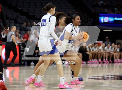 Thumbnail 2 in Centennial vs. Clovis (CIF State D1 Final) photogallery.