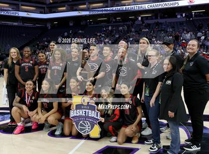 Thumbnail 1 in Centennial vs. Clovis (CIF State D1 Final) photogallery.