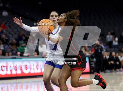 Thumbnail 2 in Centennial vs. Clovis (CIF State D1 Final) photogallery.