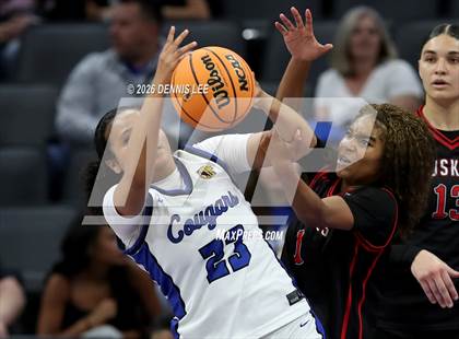 Thumbnail 3 in Centennial vs. Clovis (CIF State D1 Final) photogallery.