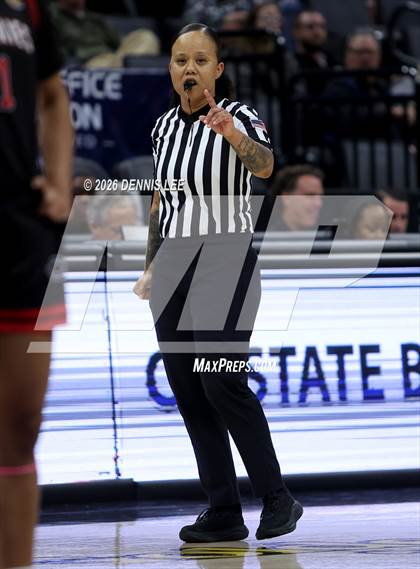 Thumbnail 1 in Centennial vs. Clovis (CIF State D1 Final) photogallery.
