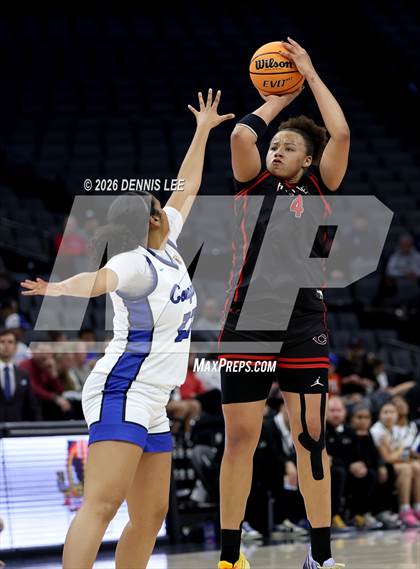 Thumbnail 3 in Centennial vs. Clovis (CIF State D1 Final) photogallery.