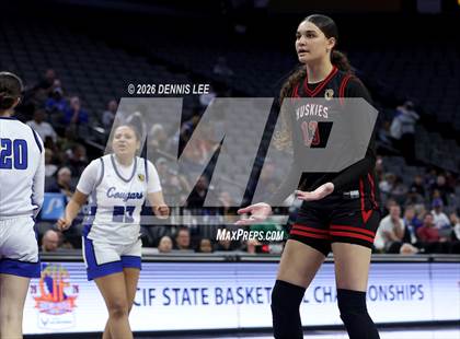 Thumbnail 2 in Centennial vs. Clovis (CIF State D1 Final) photogallery.