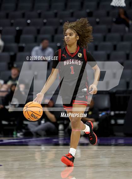 Thumbnail 3 in Centennial vs. Clovis (CIF State D1 Final) photogallery.