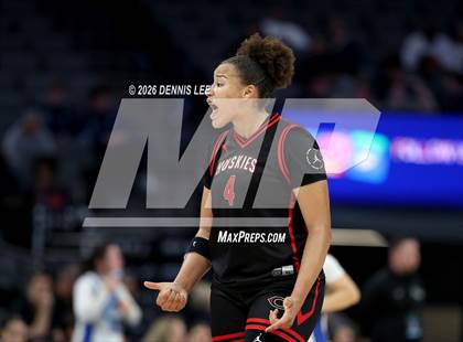 Thumbnail 1 in Centennial vs. Clovis (CIF State D1 Final) photogallery.