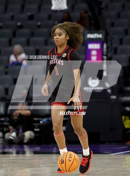 Thumbnail 1 in Centennial vs. Clovis (CIF State D1 Final) photogallery.