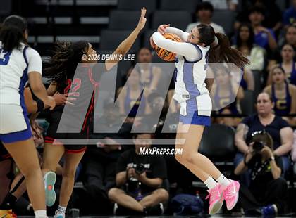 Thumbnail 3 in Centennial vs. Clovis (CIF State D1 Final) photogallery.