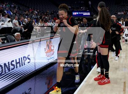 Thumbnail 2 in Centennial vs. Clovis (CIF State D1 Final) photogallery.