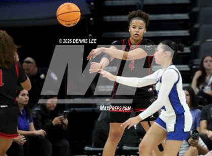 Thumbnail 1 in Centennial vs. Clovis (CIF State D1 Final) photogallery.