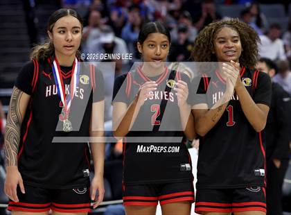 Thumbnail 1 in Centennial vs. Clovis (CIF State D1 Final) photogallery.
