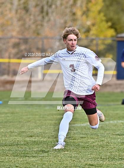 Thumbnail 2 in Golden @ Mullen Soccer 4A Second Round photogallery.