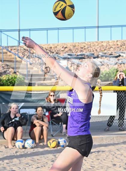 Thumbnail 3 in Dysart @ Northwest Christian photogallery.