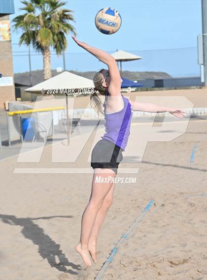 Thumbnail 2 in Dysart @ Northwest Christian photogallery.