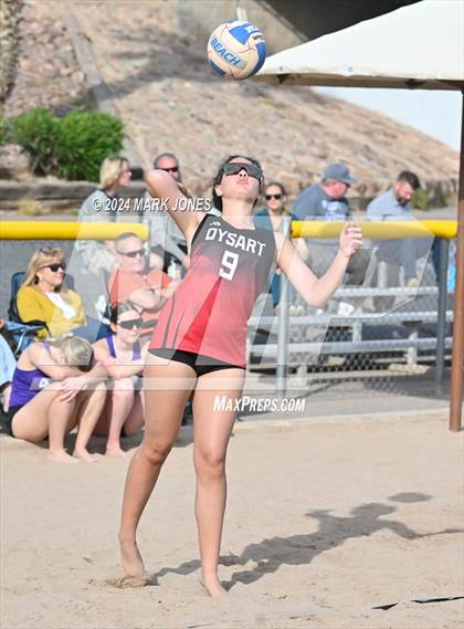 Thumbnail 3 in Dysart @ Northwest Christian photogallery.