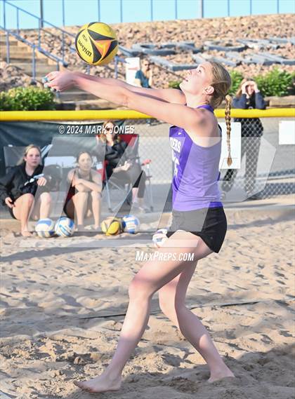 Thumbnail 2 in Dysart @ Northwest Christian photogallery.