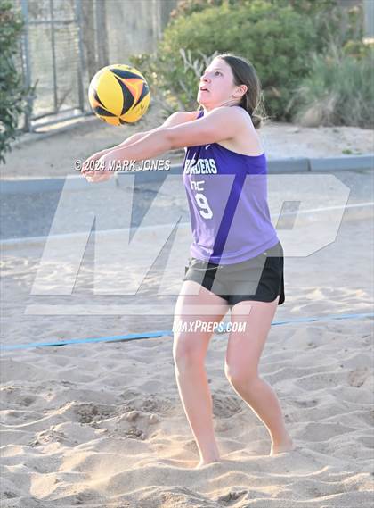 Thumbnail 3 in Dysart @ Northwest Christian photogallery.