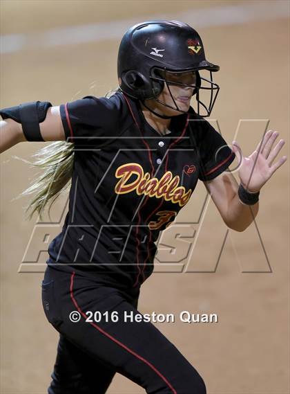 Thumbnail 2 in Valley View vs. Mission Viejo (CIF-SS D2 Final) photogallery.