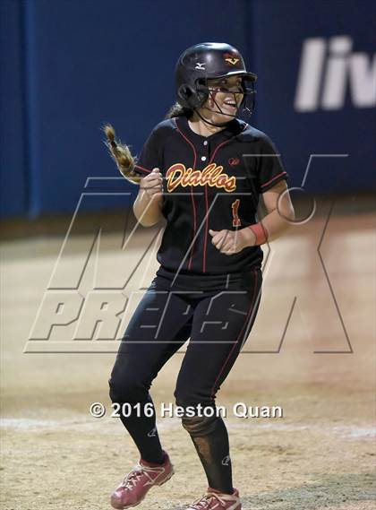 Thumbnail 3 in Valley View vs. Mission Viejo (CIF-SS D2 Final) photogallery.