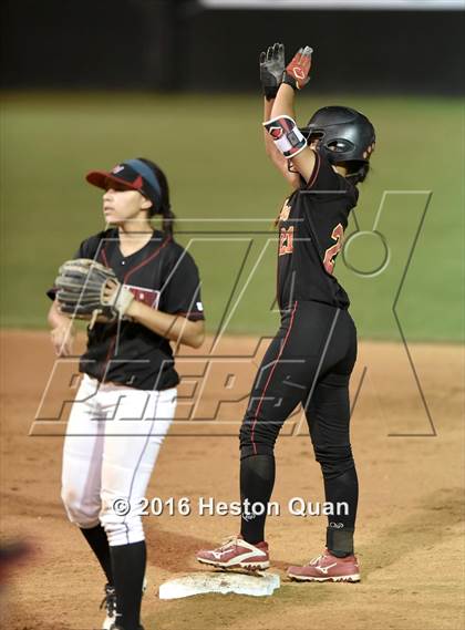 Thumbnail 2 in Valley View vs. Mission Viejo (CIF-SS D2 Final) photogallery.