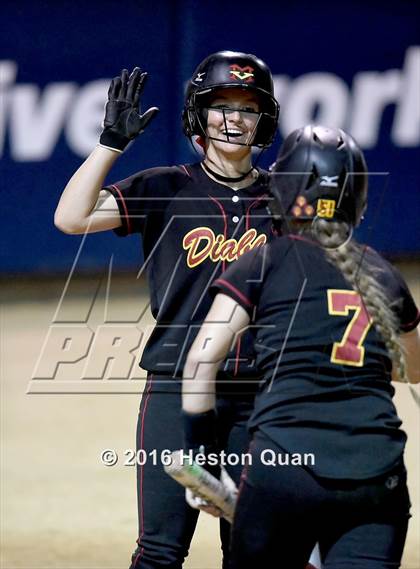 Thumbnail 2 in Valley View vs. Mission Viejo (CIF-SS D2 Final) photogallery.