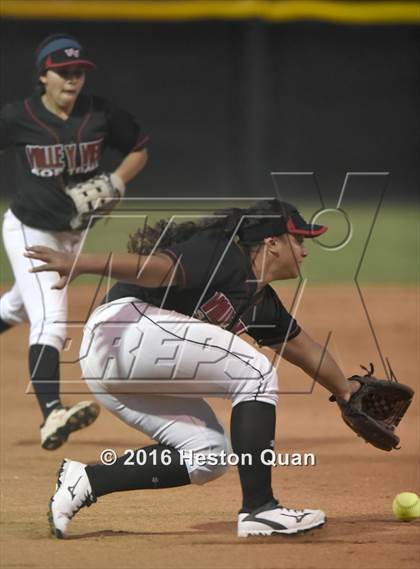 Thumbnail 1 in Valley View vs. Mission Viejo (CIF-SS D2 Final) photogallery.