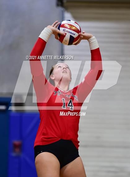 Thumbnail 2 in Vanguard vs. Thompson (Nike Tournament of Champions) photogallery.