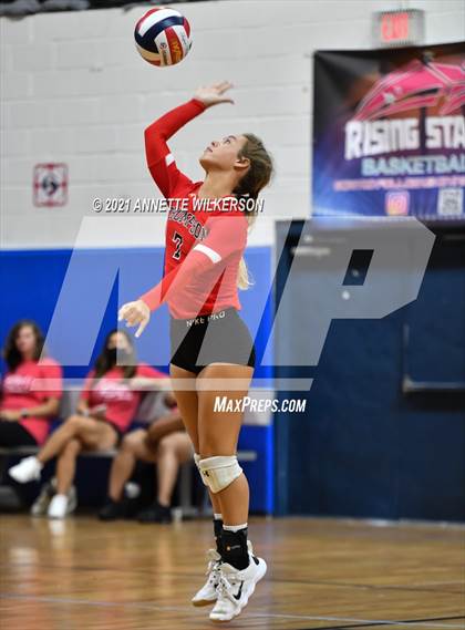 Thumbnail 1 in Vanguard vs. Thompson (Nike Tournament of Champions) photogallery.