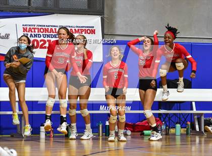 Thumbnail 2 in Vanguard vs. Thompson (Nike Tournament of Champions) photogallery.