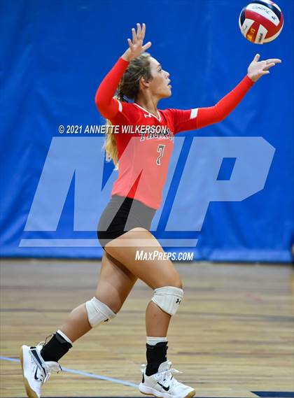 Thumbnail 1 in Vanguard vs. Thompson (Nike Tournament of Champions) photogallery.