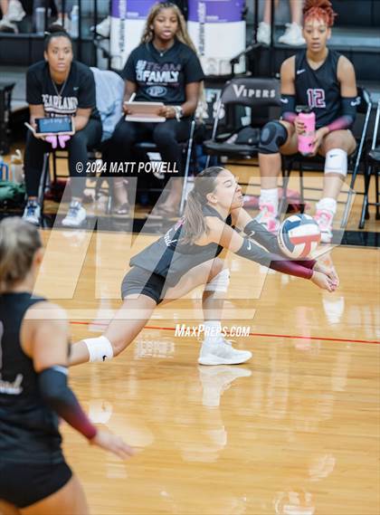 Thumbnail 2 in Pearland vs. Tompkins photogallery.