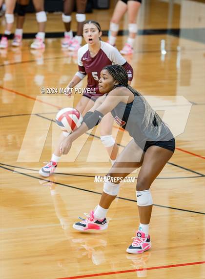 Thumbnail 2 in Pearland vs. Tompkins photogallery.