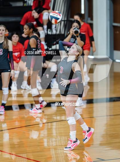 Thumbnail 2 in Pearland vs. Tompkins photogallery.