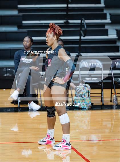 Thumbnail 2 in Pearland vs. Tompkins photogallery.
