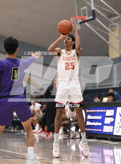 Thumbnail 2 in Diamond Bar vs. Fairfax (MLK Classic) photogallery.