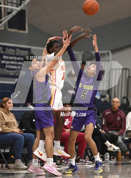 Thumbnail 2 in Diamond Bar vs. Fairfax (MLK Classic) photogallery.
