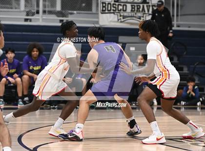 Thumbnail 3 in Diamond Bar vs. Fairfax (MLK Classic) photogallery.