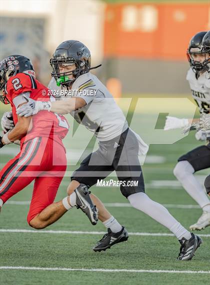 Thumbnail 3 in Lincoln Southeast @ Lincoln High photogallery.