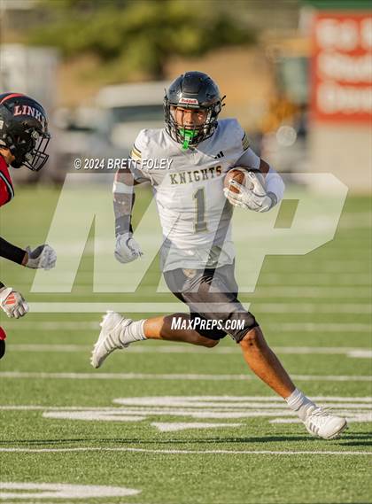Thumbnail 3 in Lincoln Southeast @ Lincoln High photogallery.