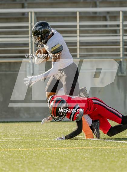 Thumbnail 3 in Lincoln Southeast @ Lincoln High photogallery.
