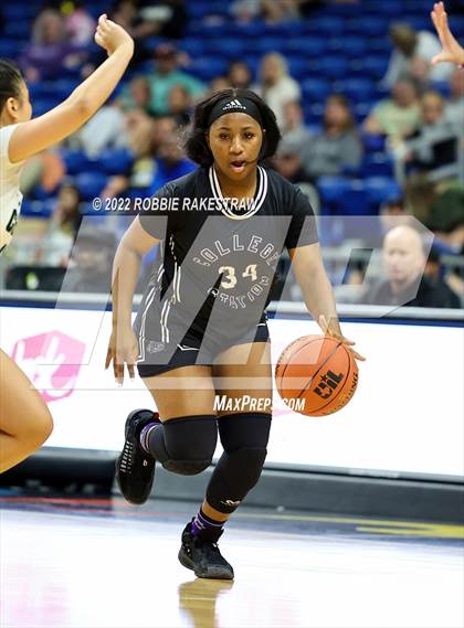 Thumbnail 1 in Cedar Park vs. College Station (UIL 5A State Semifinal) photogallery.