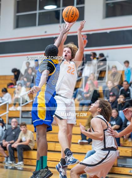 Thumbnail 2 in O'Farrell Charter @ Escondido photogallery.