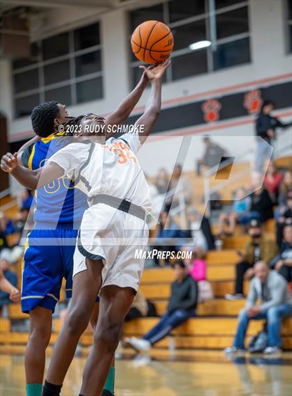 Thumbnail 2 in O'Farrell Charter @ Escondido photogallery.