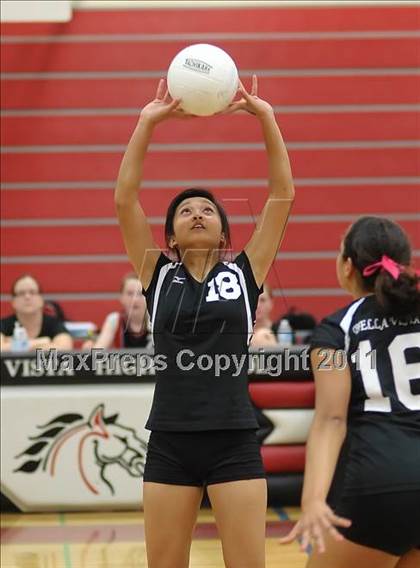 Thumbnail 3 in Del Campo @ Bella Vista photogallery.