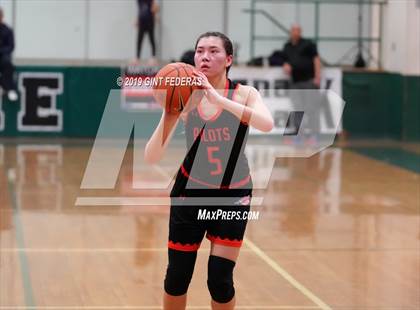 Thumbnail 2 in St. Joseph Notre Dame vs. Carondelet (Elite is Earned New Year Classic) photogallery.
