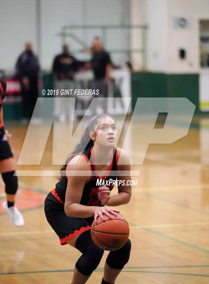 Thumbnail 2 in St. Joseph Notre Dame vs. Carondelet (Elite is Earned New Year Classic) photogallery.
