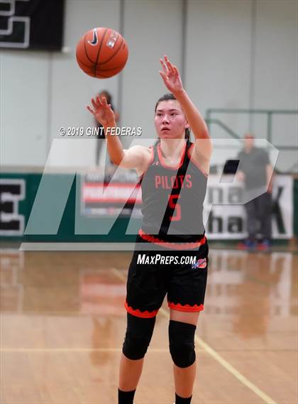 Thumbnail 3 in St. Joseph Notre Dame vs. Carondelet (Elite is Earned New Year Classic) photogallery.