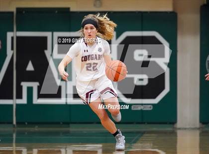 Thumbnail 3 in St. Joseph Notre Dame vs. Carondelet (Elite is Earned New Year Classic) photogallery.