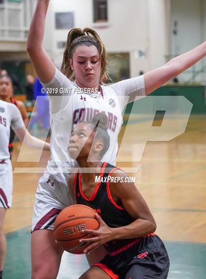 Thumbnail 3 in St. Joseph Notre Dame vs. Carondelet (Elite is Earned New Year Classic) photogallery.